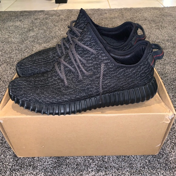 Yeezy 350 pirate blacks - Picture 3 of 6